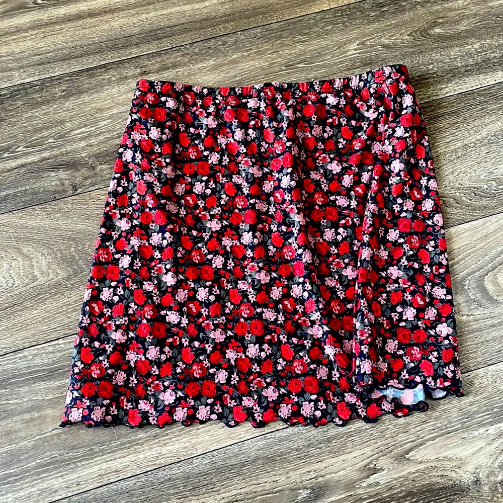 Floral mini skirt
